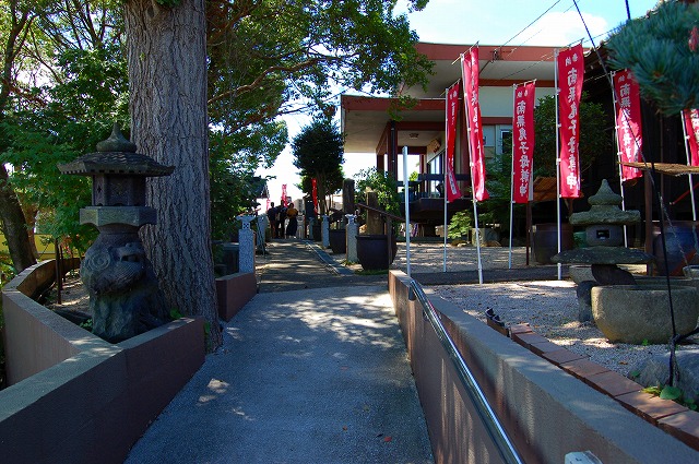 メダカ寺の風景1