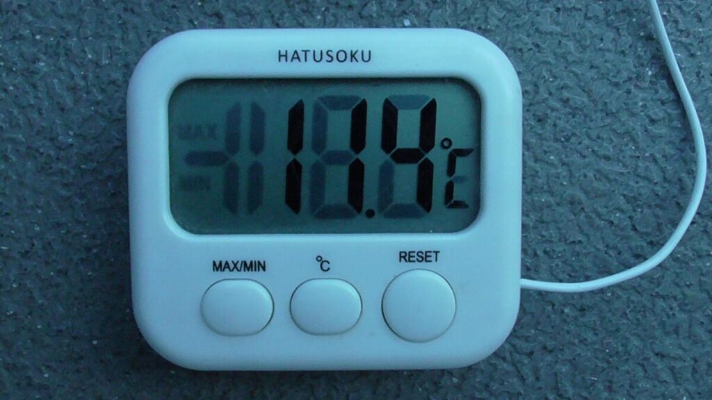 デジタル表示が不調になった方のHATUSOKUデジタル温度計